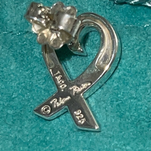 Preloved Tiffany earrings 925 silver excellent condition comes with dust bag - Picture 5 of 6